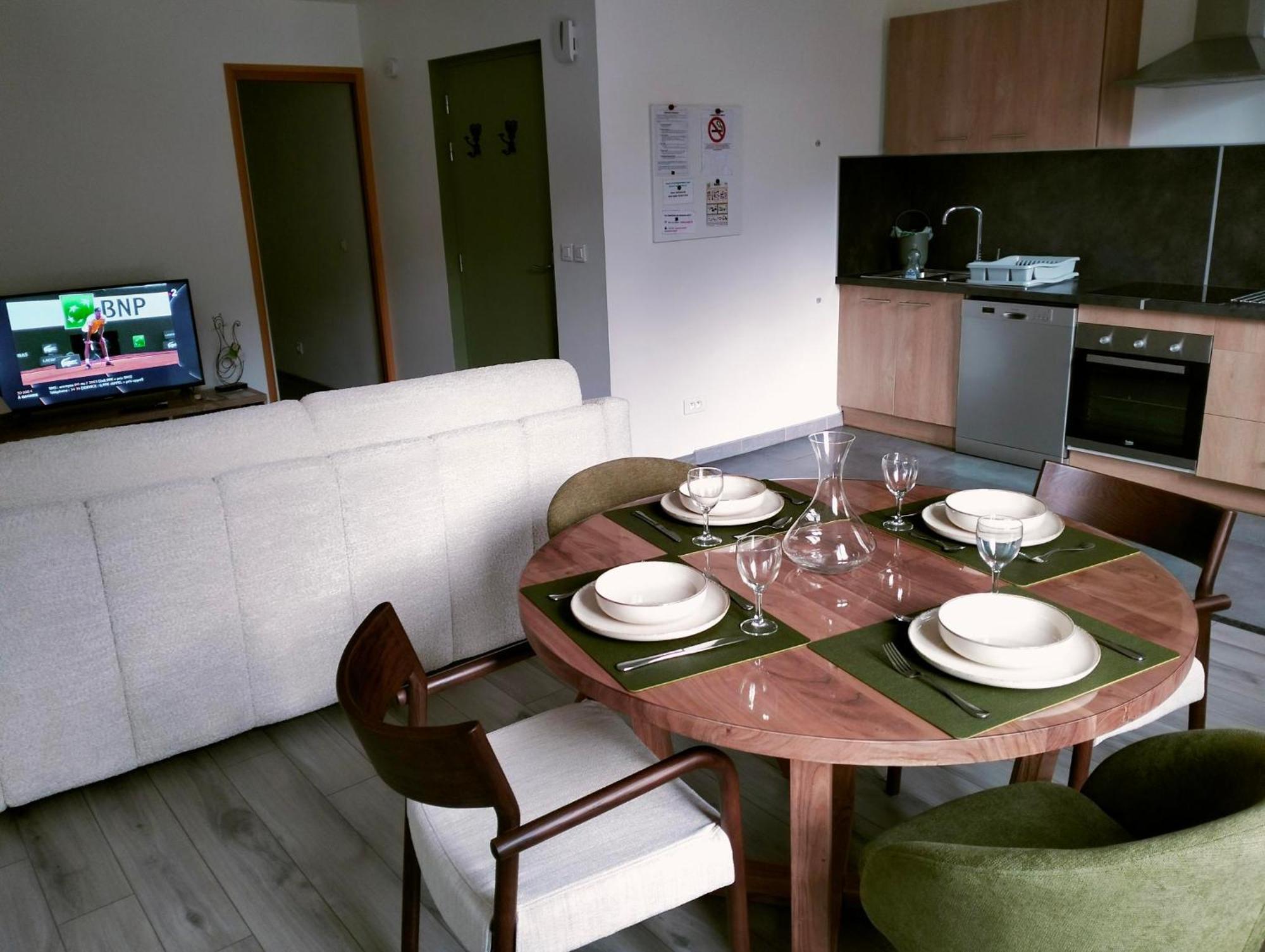 La Provence Vous Attend - 2Eme Etage Digne-les-Bains Ngoại thất bức ảnh